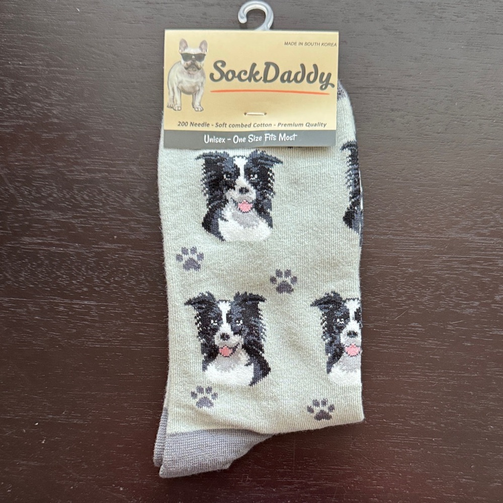 Dog Print Gray Socks~Border Collie